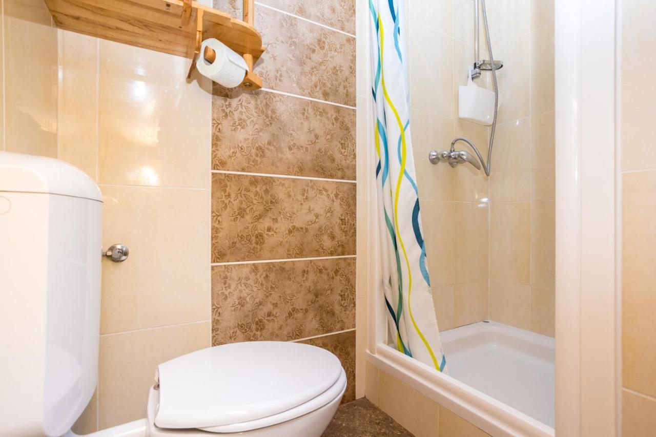 Apartment Jakovac By El-Pi Tours Njivice Esterno foto