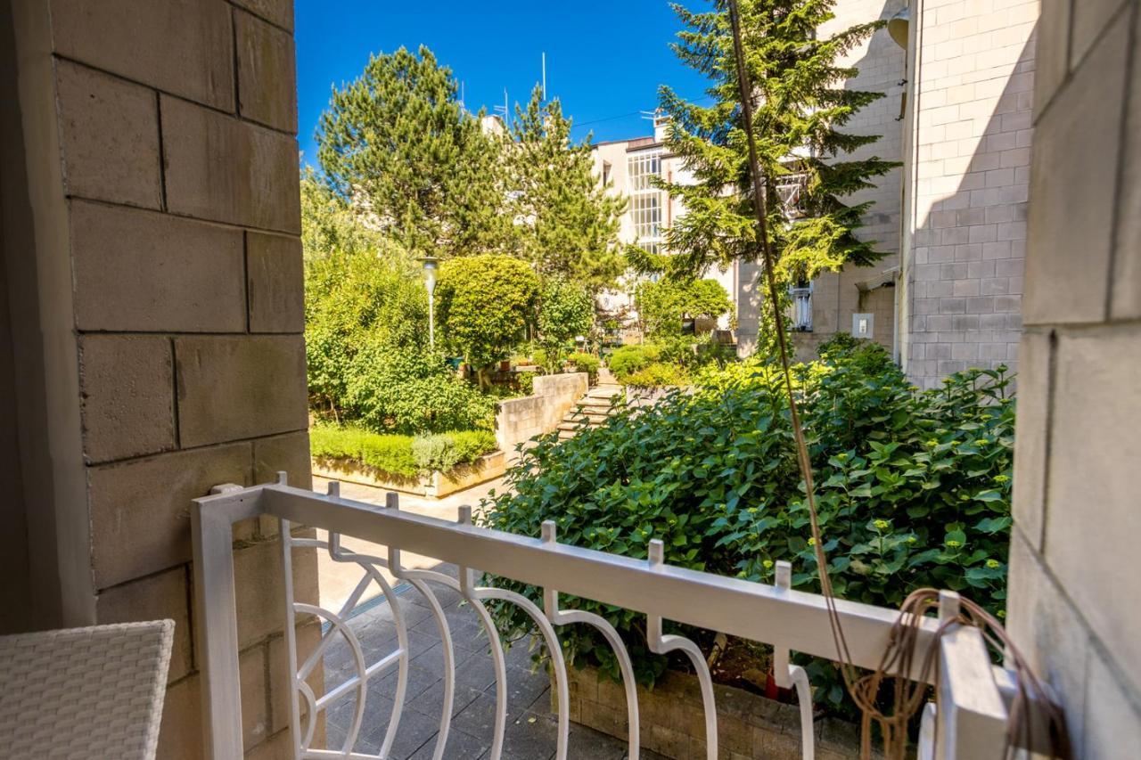 Apartment Jakovac By El-Pi Tours Njivice Esterno foto
